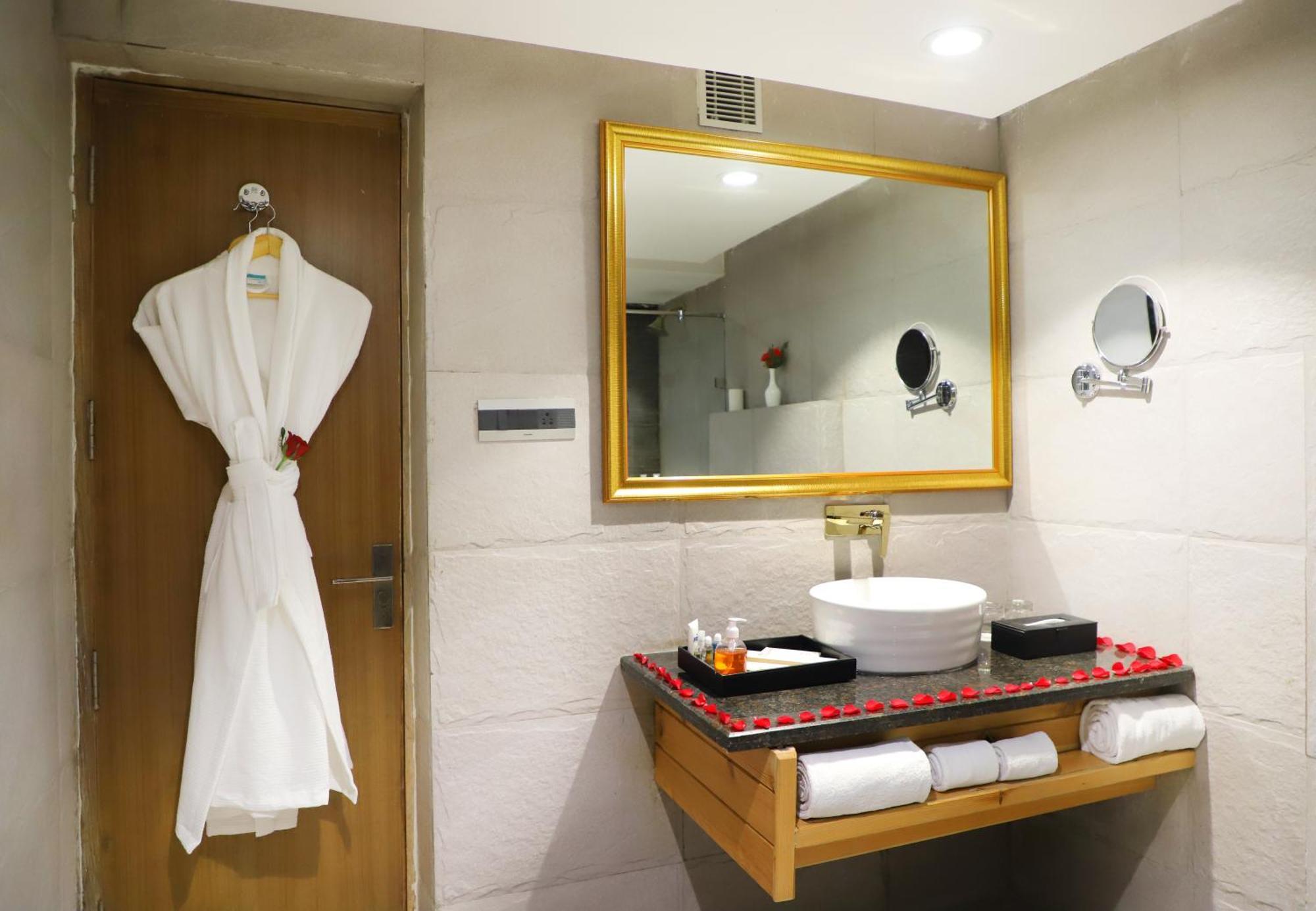 Hotel Deventure Shimla Hills à Kandāghāt Extérieur photo