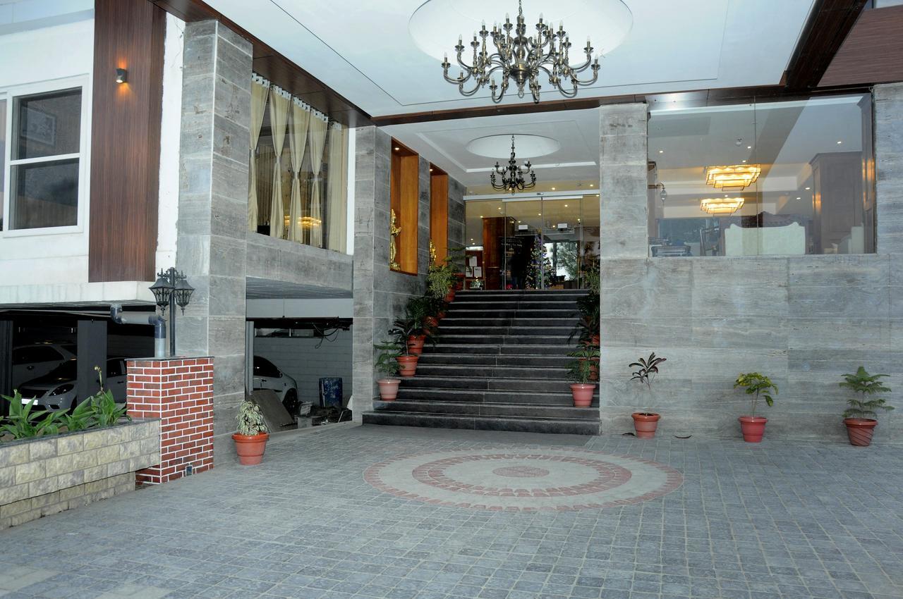 Hotel Deventure Shimla Hills à Kandāghāt Extérieur photo